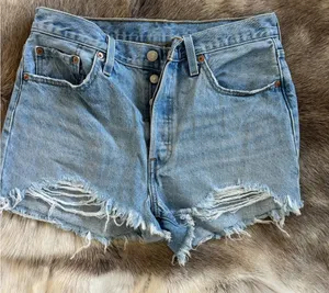 Levi's Women’s distressed shorts thumbnail 1