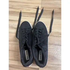 Steve Madden Bertie-S Shoes Wm‎ Size 9.5 Black Satin Platform Sneaker Casual thumbnail 2