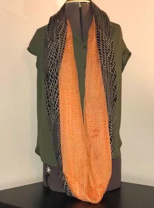 NWT Infinity Scarf thumbnail 1