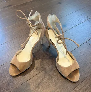 Nine West Suede Lace-Up Open-Toe Heels in Tan Size 7 - C37-085 thumbnail 1