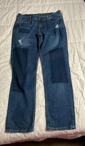 Old Navy Jeans Boyfriend Mid-Rise Distressed Straight thumbnail 1
