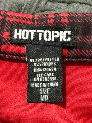 Hot Topic size medium women’s goth skater skirt black and red plaid o-ring thumbnail 6