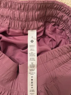 Lululemon Shorts thumbnail 3