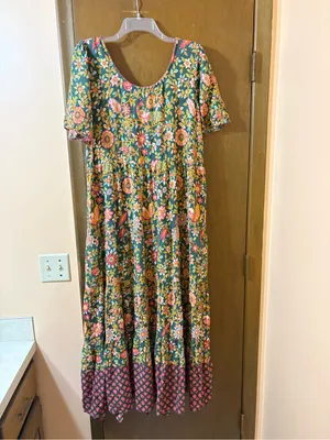 Natural Life green & red floral bird print maxi dress thumbnail 3