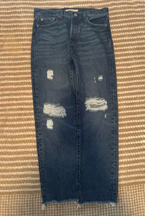 Levi's Wedgie Straight Jeans thumbnail 1