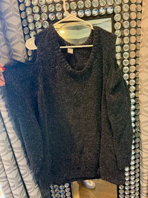 Venus Cut-Out Sweater Sleeve thumbnail 1