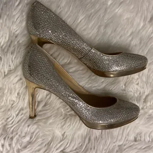 Ivanka Trump Pumps Gold color size 9M thumbnail 11