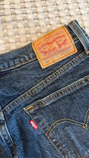 Levi's 501 Shorts thumbnail 3