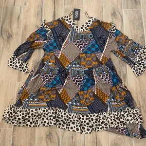 Flowy dress Size M thumbnail 8