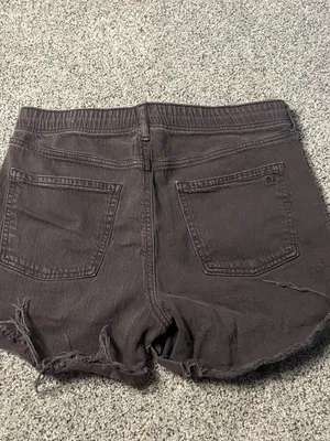 American Eagle distressed Jean shorts thumbnail 6