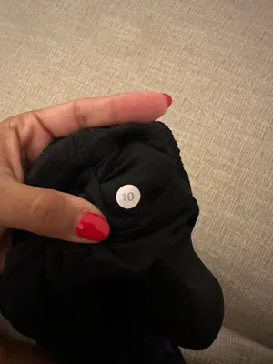 Lululemon Shorts thumbnail 3