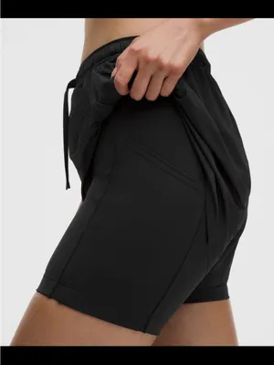 Lululemon Lightweight 2 in 1 Running HR Short. 2” shell 5” biker w/pockets thumbnail 6
