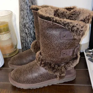 Rare!! UGG Skylah Brown Bomber Leather Faux Fur Boots Size 6 thumbnail 6