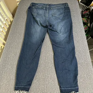 Torrid Women’s Bombshell Skinny Button Fly Jeans thumbnail 5