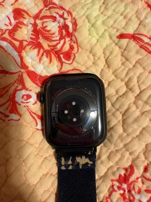 Series 7 Apple Watch 45mm thumbnail 3