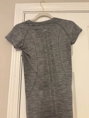 Lululemon Swiftly Short Sleeve Tech thumbnail 2