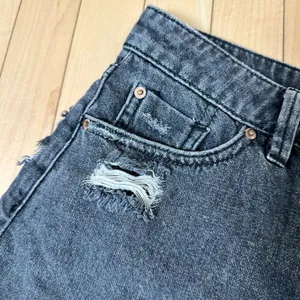 URBAN OUTFITTERS BDG Grey Black Denim Distressed Jean Mini Skirt Size small thumbnail 4