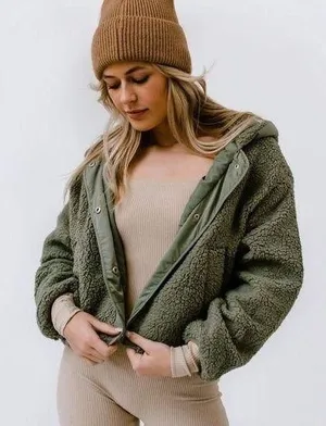 Lightweight cropped fleece jacket Size M thumbnail 1
