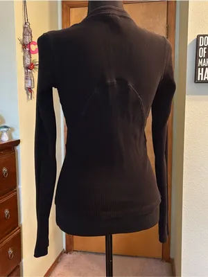 Sweaty Betty black ribbed long sleeve Henley size S athleisure lounge casual thumbnail 4