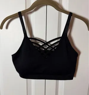 ZENANA Black Criss-Cross Sports Bra S thumbnail 1