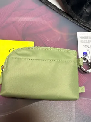 Lululemon Clippable Card Pouch Rare Color that is sold out: Edgewood Green New thumbnail 2
