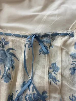 Floral top Blue thumbnail 2