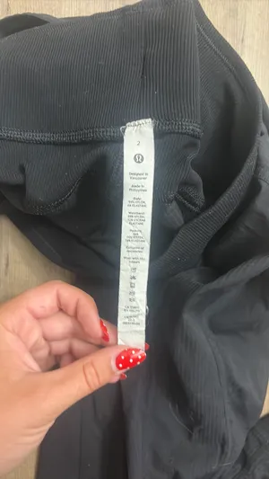 Lululemon Joggers thumbnail 5
