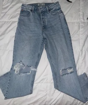 Abercrombie jeans thumbnail 1