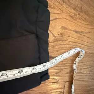 Obermeyer women’s vintage black snow pants ski size 12 thumbnail 5