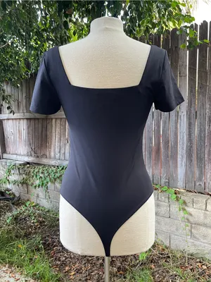 Aritzia Original Contour Manner Squareneck bodysuit black minimalist classic L thumbnail 5