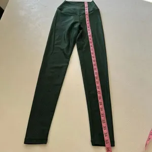 Aerie OFFLINE Real Me Ribbed Crossover High Rise Leggings XS Dark Green thumbnail 9