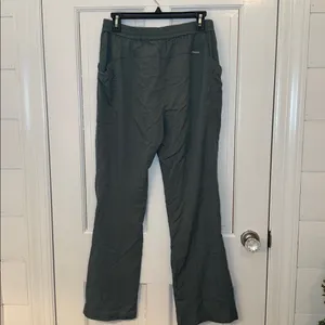 Mediclo Tencel Spruce Green Bali‎ Flare Scrub Pants size M EUC thumbnail 4