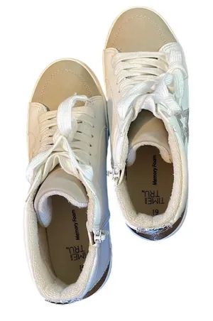Time and Tru Women White Tan High Top Star Sneakers Side Zip 6.5‎ WMTT40AM036 thumbnail 1
