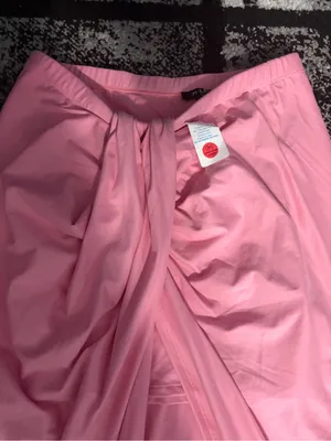 Twist-Front Ruched Midi Skirt in Soft Pink thumbnail 2