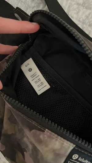 Lululemon Camo Belt Bag thumbnail 4