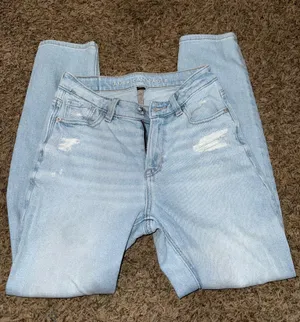 American Eagle Mom Jeans thumbnail 1
