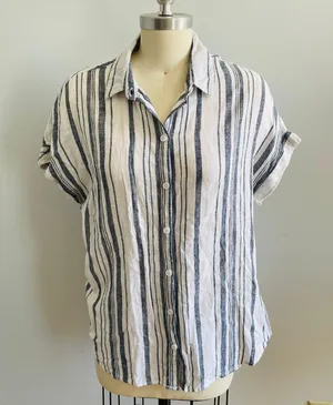 BeachLunchLounge Striped Button Down Short Sleeve Shirt- Size Small thumbnail 1