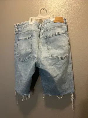 American Eagle Airflex+ Womens Denim Shorts Size 34 Light Wash Distressed Cutoff thumbnail 2