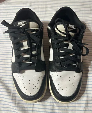 Nike Dunk Low Panda thumbnail 1