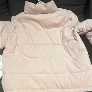 Levi’s Light Pink Puffer Jacket Size XL Cozy Quilted Winter Coat thumbnail 4