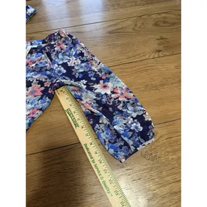 Lauren Conrad Women Size‎ Small Floral Blouse Button Down V Neck Pleated Light thumbnail 7