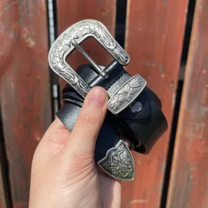 Vintage Western Black Leather Edgy Floral Buckle Silver Hardware Skinny Belt thumbnail 2