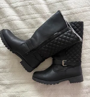Rugged Outback Quilted Faux Fur Lined Boots size 10 thumbnail 1