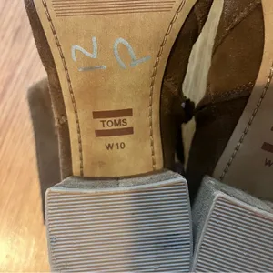 TOMS Evie Suede Ankle Booties thumbnail 12