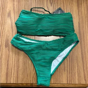 NWT Zaful Green Ribbed Bikini 2 Piece Set Women’s Size Medium thumbnail 1