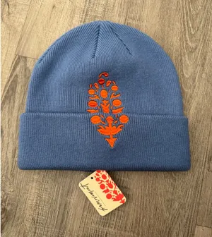 FP Movement Iconic Buti Beanie NWT Lavendar/Orange thumbnail 1