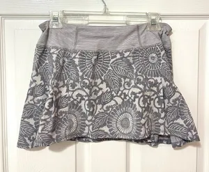 Lululemon Run: In The Sun Skirt thumbnail 1