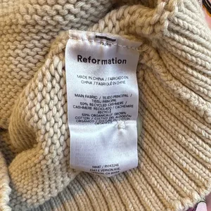 Reformation Emmy Cotton Cashmere Sweater Vest in Beige thumbnail 4