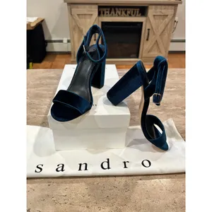 NEW Sandro Adrianne Velvet Block Heels In Turquoise size 36 thumbnail 2