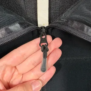 Lululemon Black Full Zip High Neck/Foldover Collar Thick Scuba Jacket Athleisure thumbnail 3